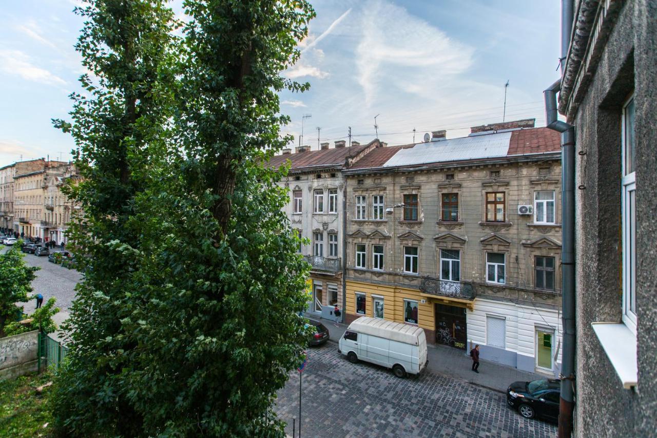 Avangard Kulisha 6B Apart Lviv Exteriör bild