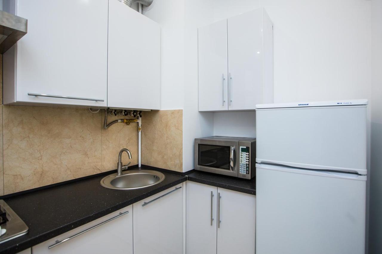 Avangard Kulisha 6B Apart Lviv Exteriör bild